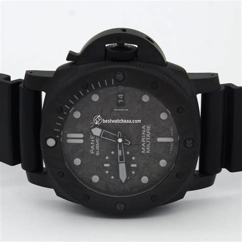 Panerai Luminor Submersible PAM 00979 .